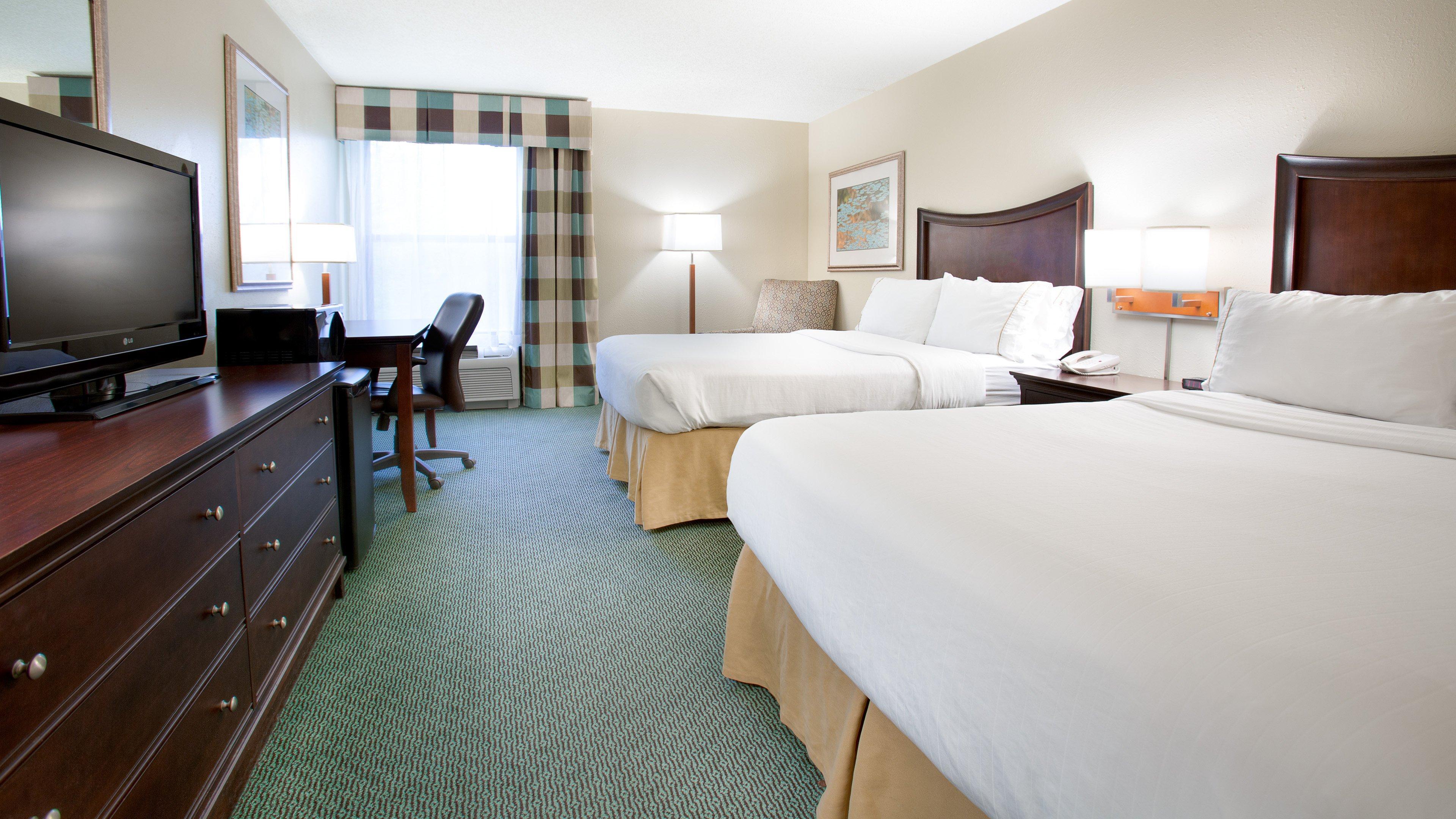 Holiday Inn Express Indianapolis Airport By Ihg Plainfield Exterior photo