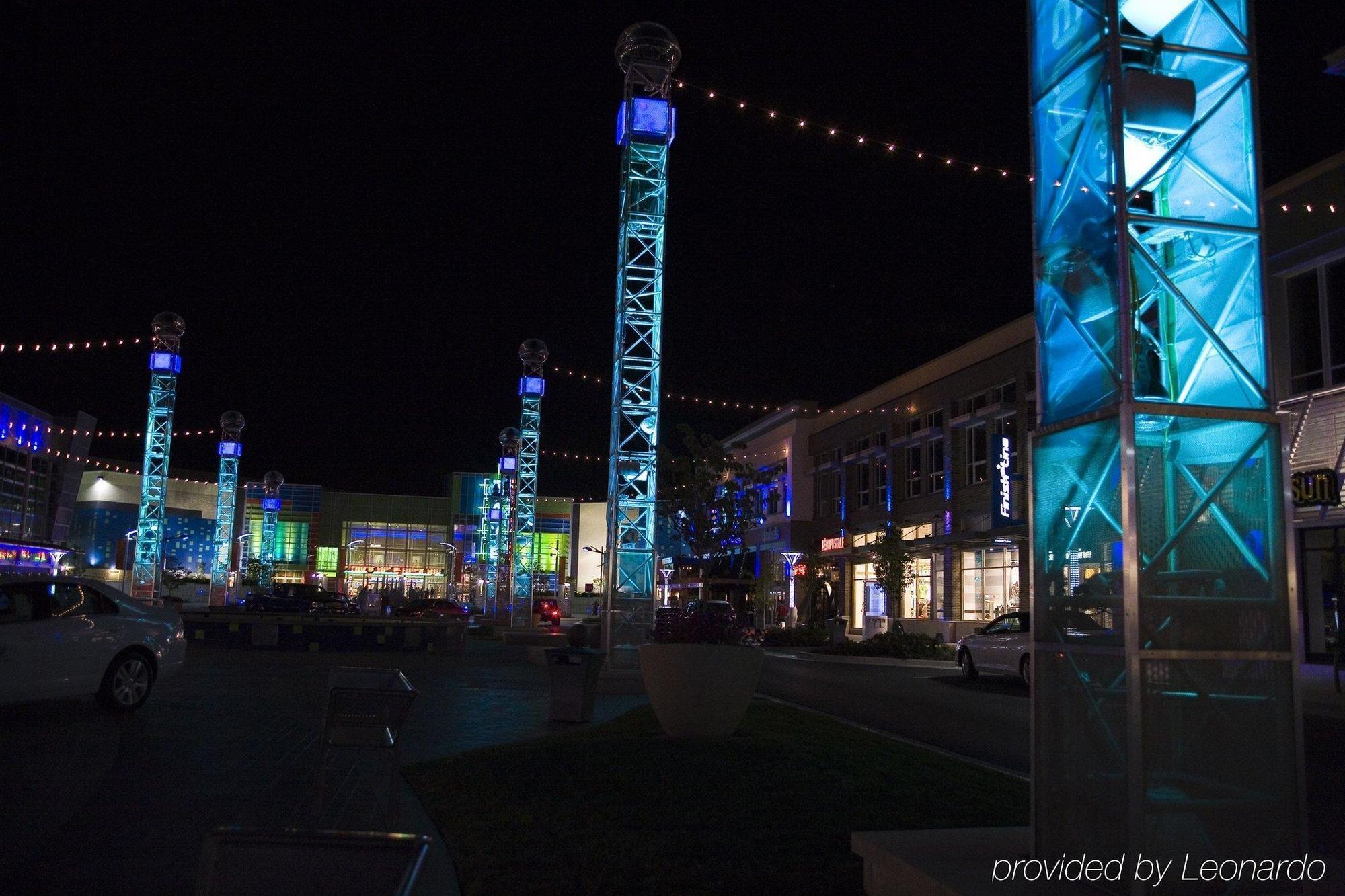Holiday Inn Express Indianapolis Airport By Ihg Plainfield Exterior photo